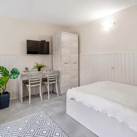 Cicha Dolina * Międzybrodzie Bialskie