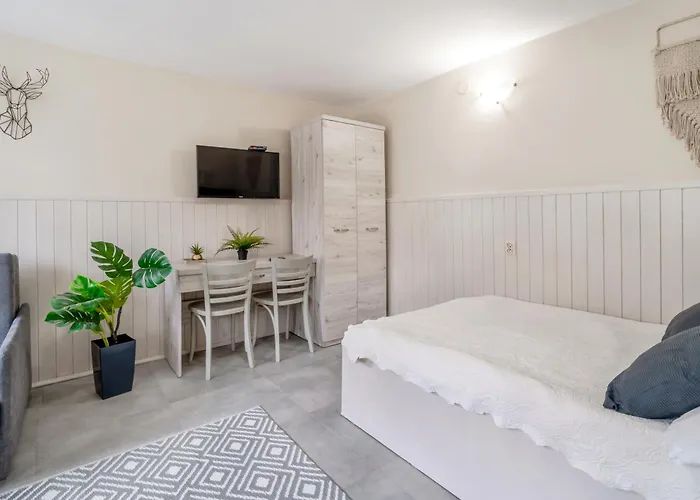 Cicha Dolina * Мендзыбродзе-Бяльске