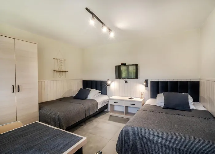 Lodge Cicha Dolina *